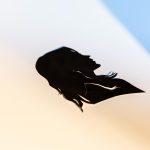 silhouette in azione,video dell’artista,galleria silhouette,arte dal vivo con forbici,ritratti ritagliati dal vivo 13