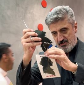 Home 8 Artista de le sagome